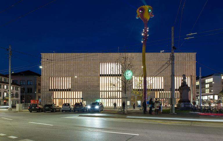 Kunsthaus Zürich: Erweiterungsbau von David Chipperfield und Projektion «Tastende Lichter» von Pipilotti Rist; Fotos © Juliet Haller, Amt für Städtebau, Zürich