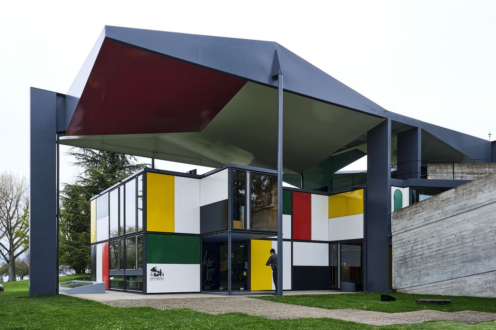 Pavillon Le Corbusier mit Ausstellung zu Modulor